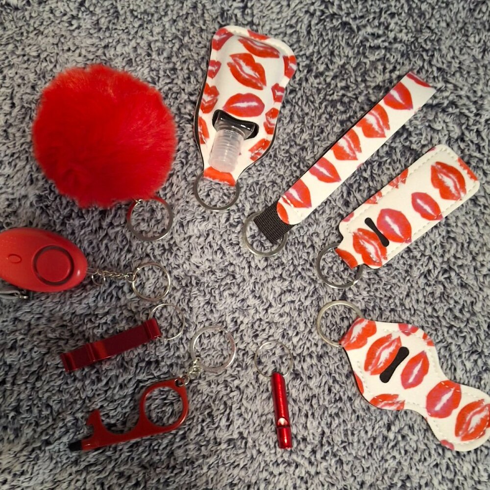 9pc Red Kisses Safety Keychain w/Alarm